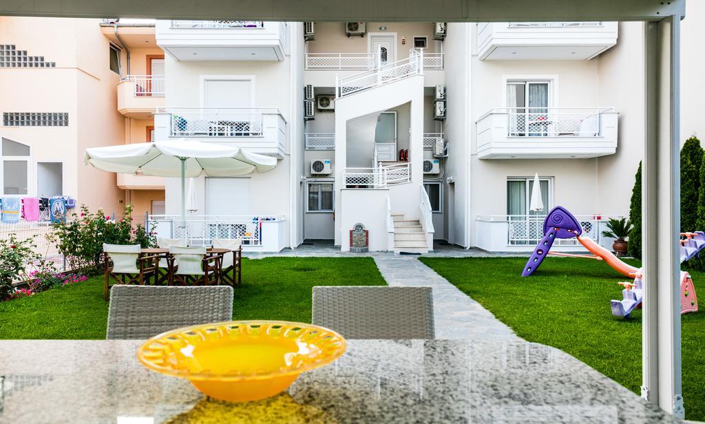 Niki Apartments Chrysi Ammoudia ภายนอก รูปภาพ