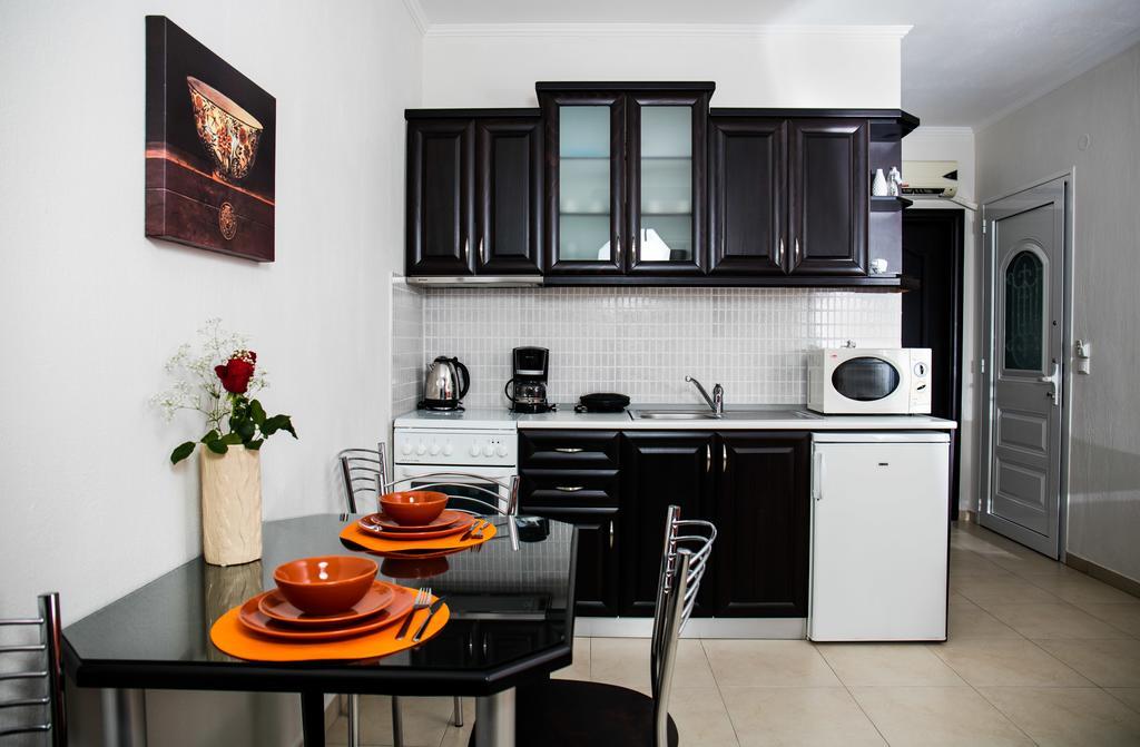 Niki Apartments Chrysi Ammoudia ภายนอก รูปภาพ