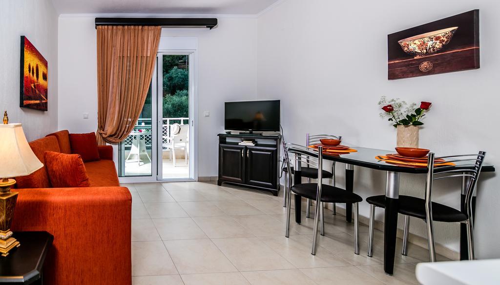 Niki Apartments Chrysi Ammoudia ภายนอก รูปภาพ