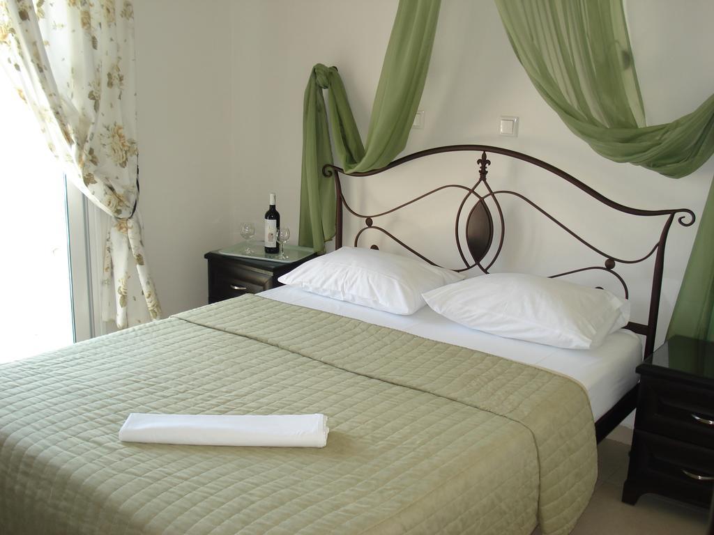Niki Apartments Chrysi Ammoudia ภายนอก รูปภาพ