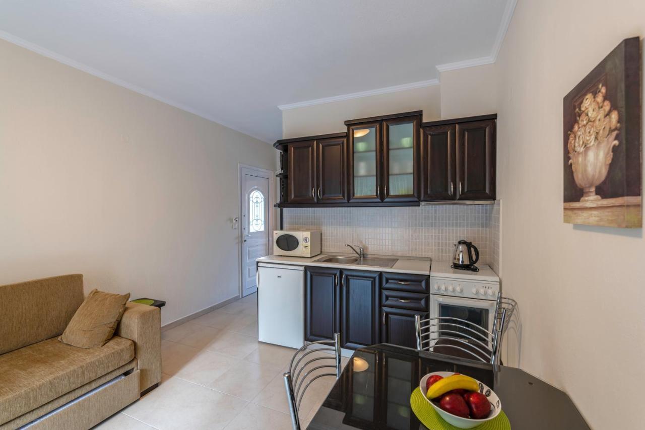 Niki Apartments Chrysi Ammoudia ภายนอก รูปภาพ
